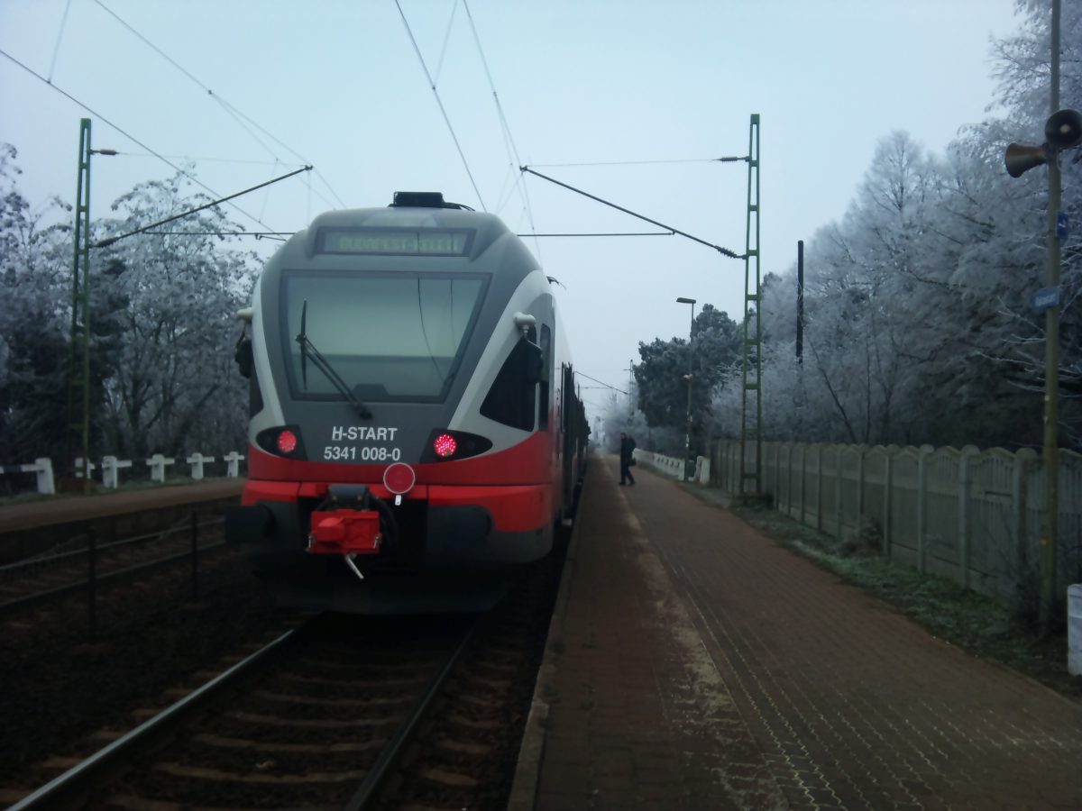 Transzformátorlopás miatt késnek a vonatok az Újszász – Szolnok vonalon